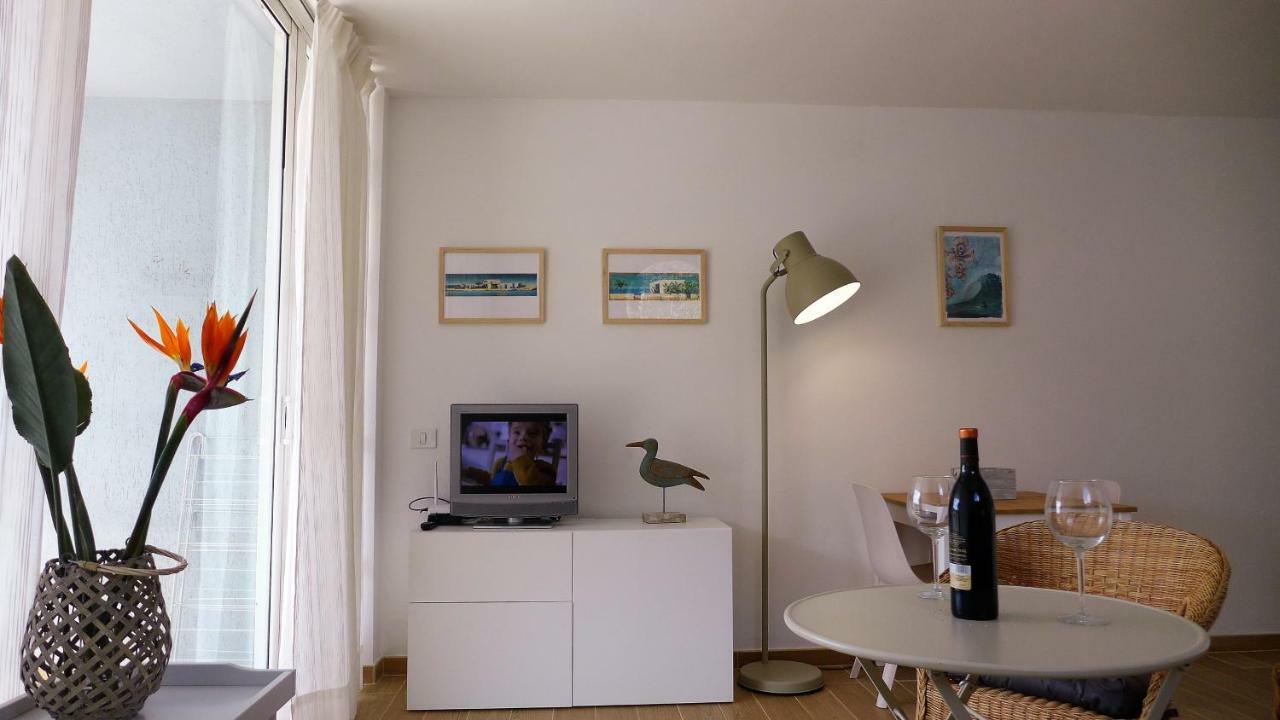 Studio La Ola Apartament Puerto De Naos Zewnętrze zdjęcie